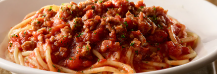 Espagueti en Salsa con Carne