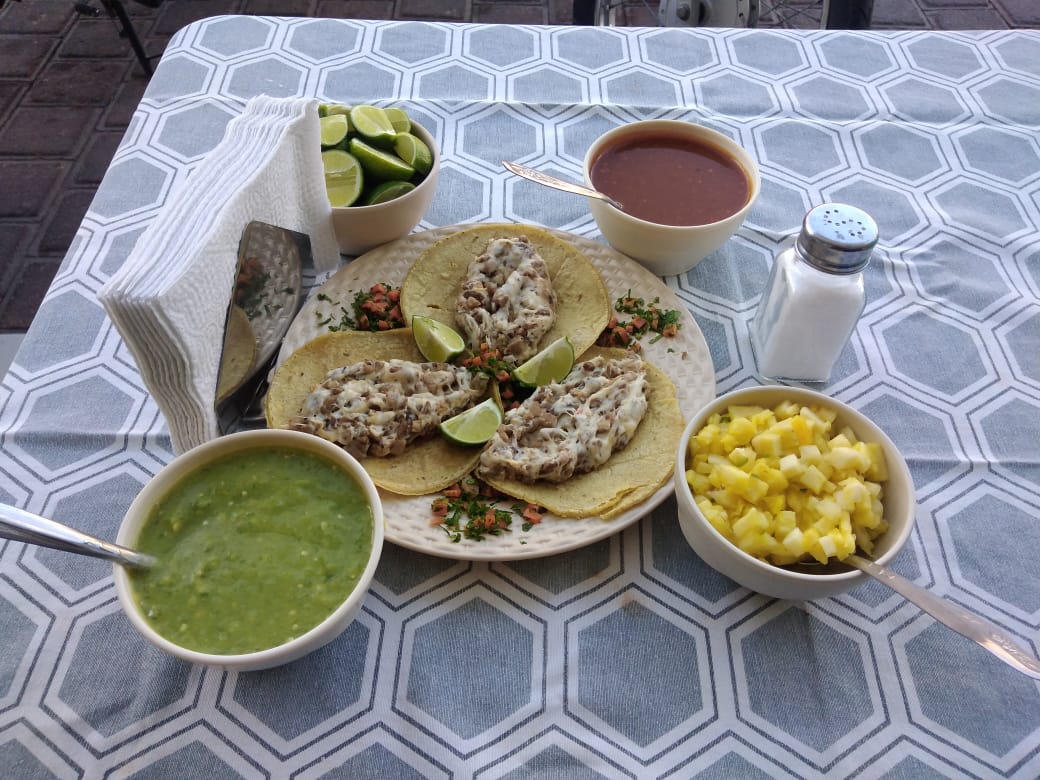 BISTEC CON QUESO