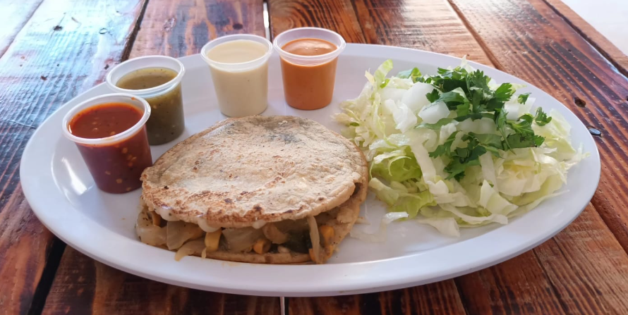 Gordita Rajas con Queso