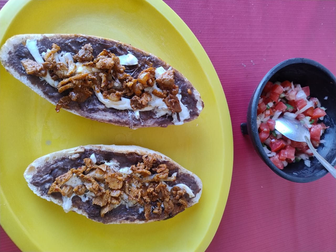 Orden de 3 Molletes con Carne