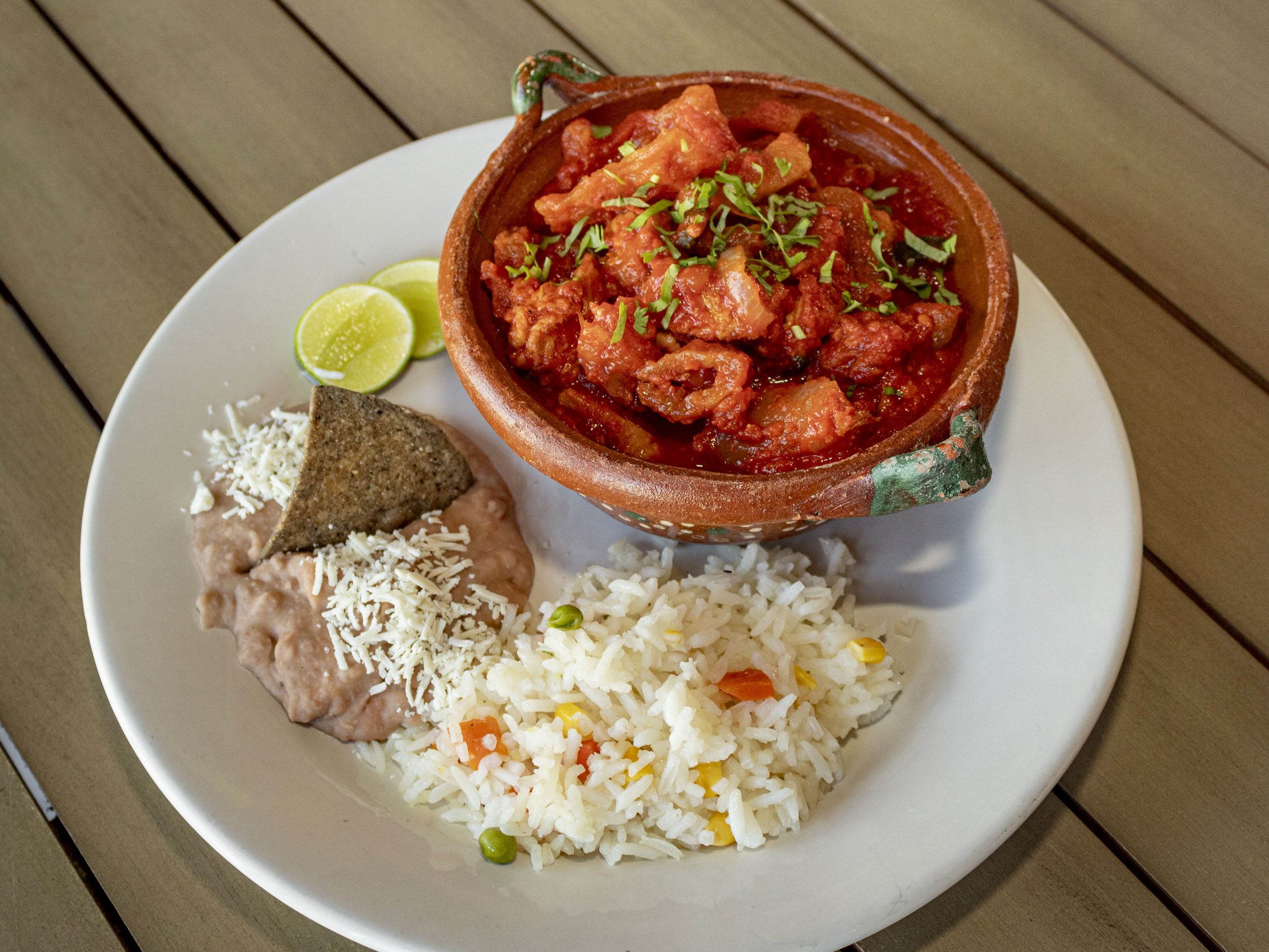 Chicharrón Sinaloense en Salsa Verde o Roja