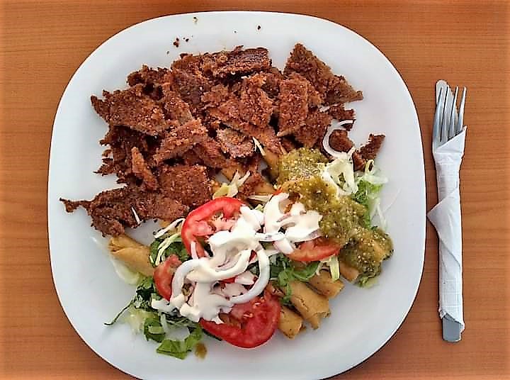 Flautas con Milanesa