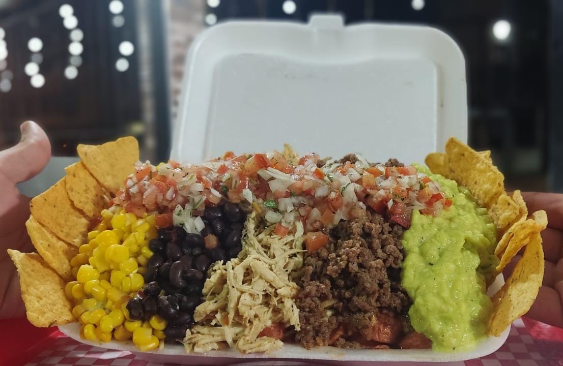 Salchipapa Mexicana (2-3 Pers)