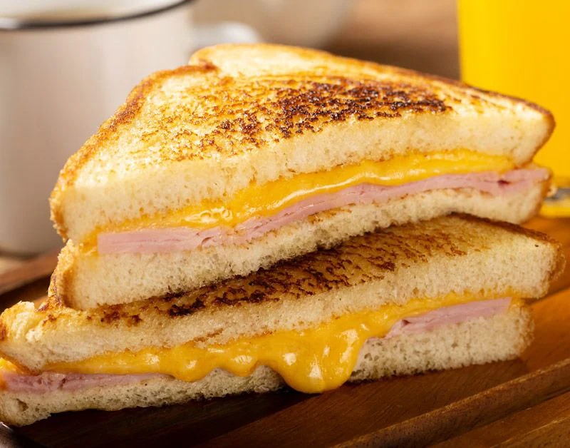Sandwich Mixto Caliente
