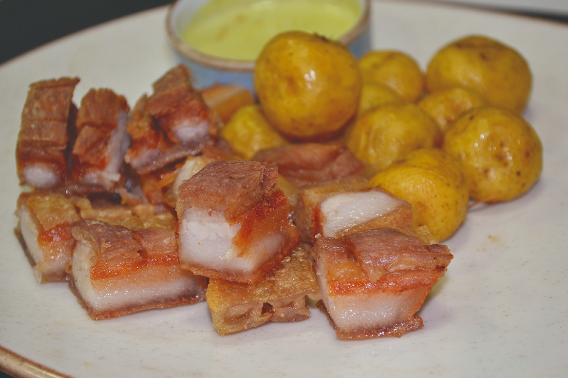 Chicharrón carnudo