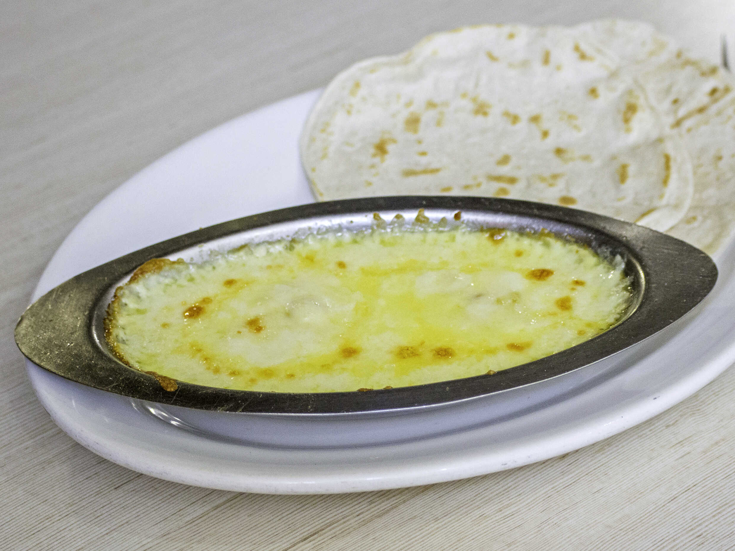 Queso fundido