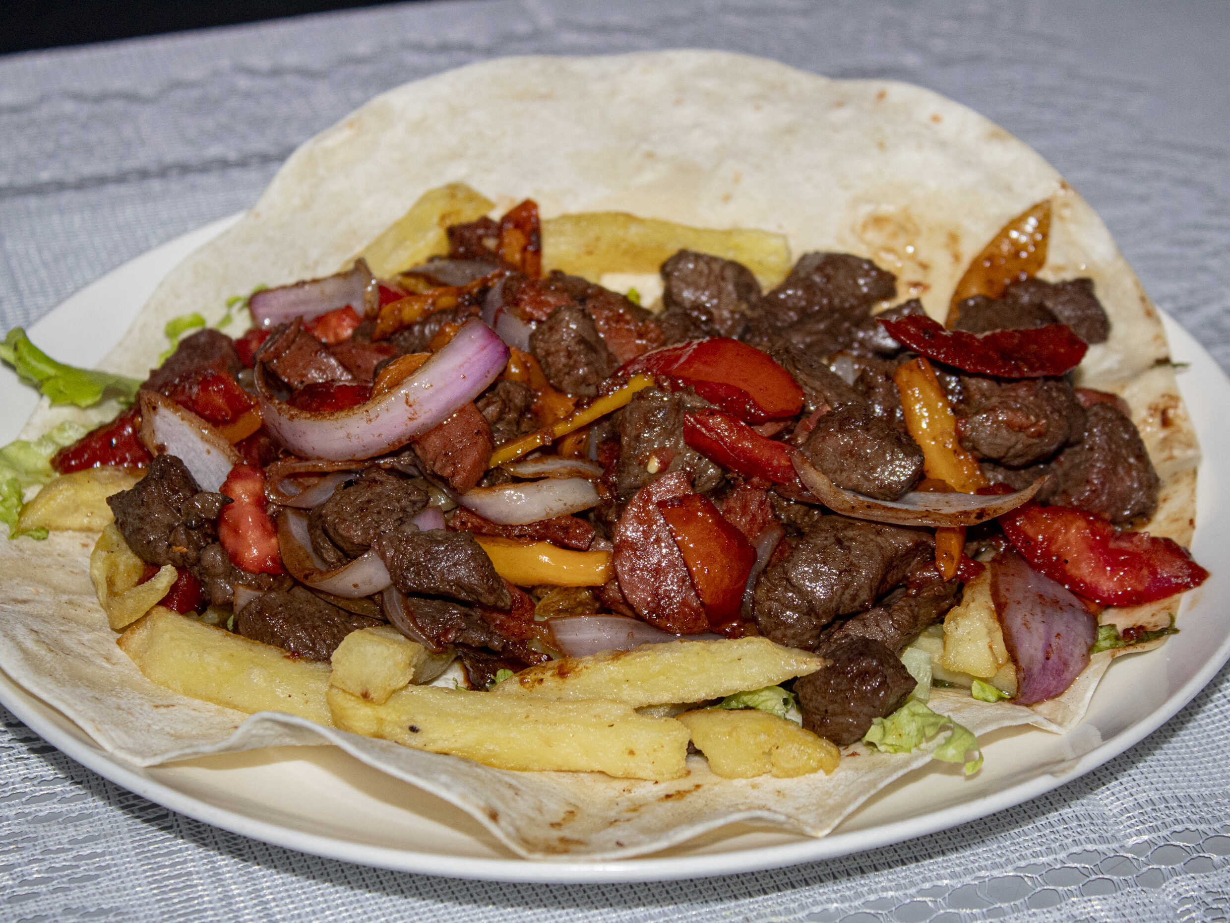 Shawarma de Lomo Saltado