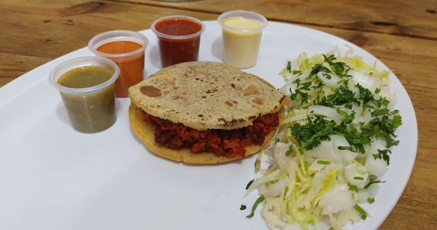 Gordita Chicharrón Prensado
