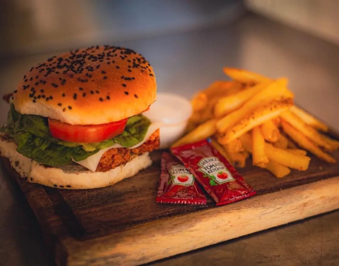 Hamburguesa Tender Con papas