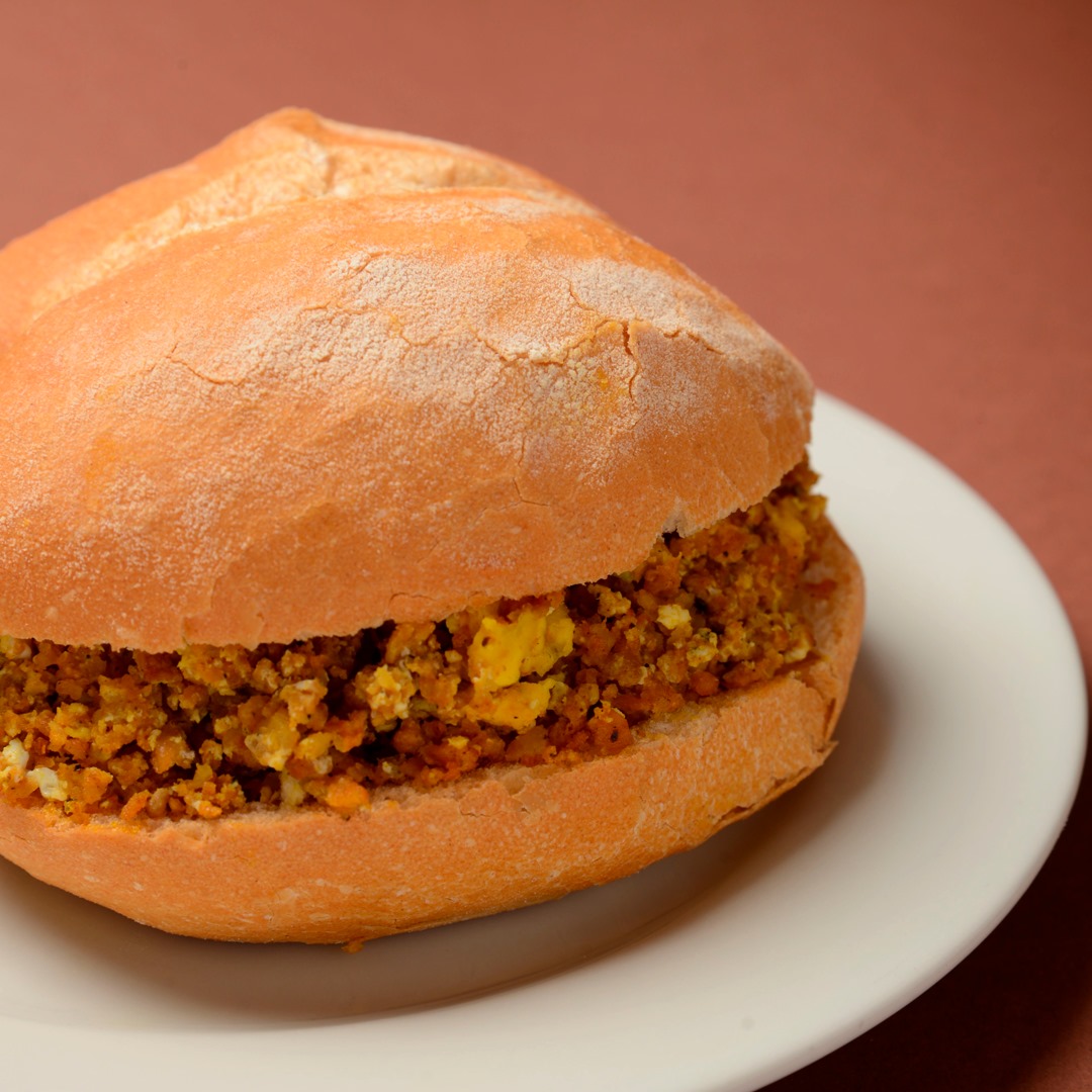 Sándwich de Salchicha Huachana