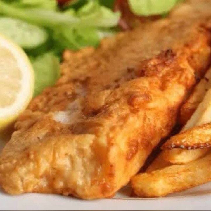 Acompanha; Arroz, Feijão e Farofa