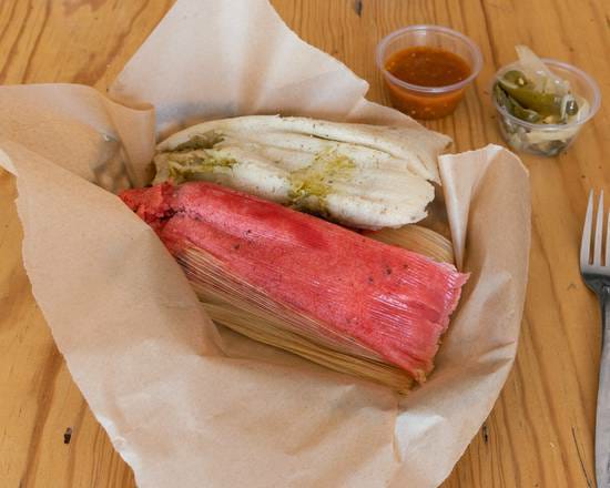 Tamal Rojo con Queso