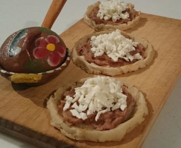 Orden de 3 Sopes Sencillos