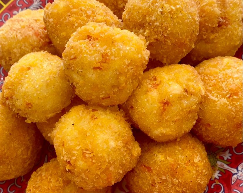 Bolitas de sushi  Frito 1pz 🔥饭团.