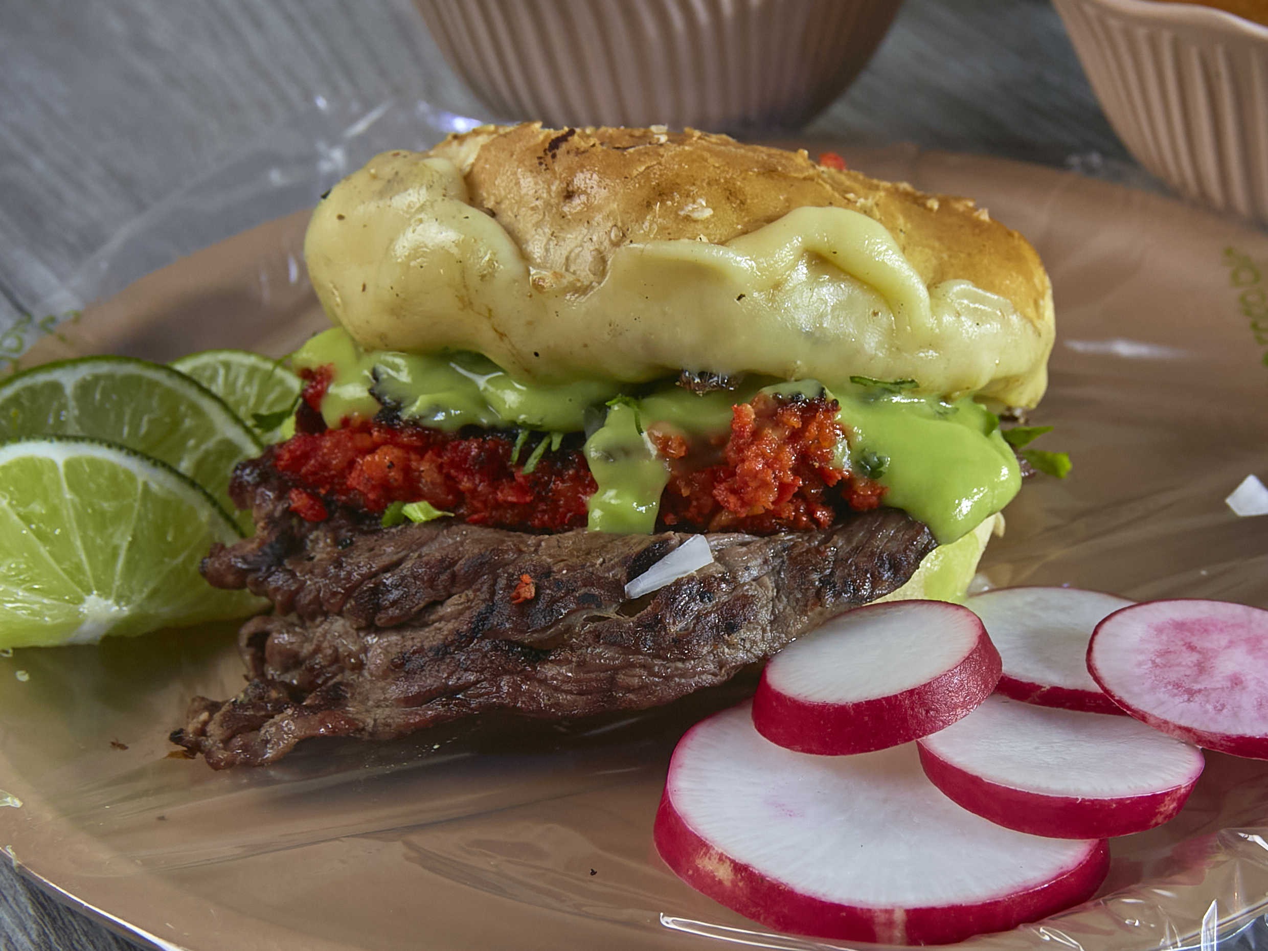 Combo cemitas
