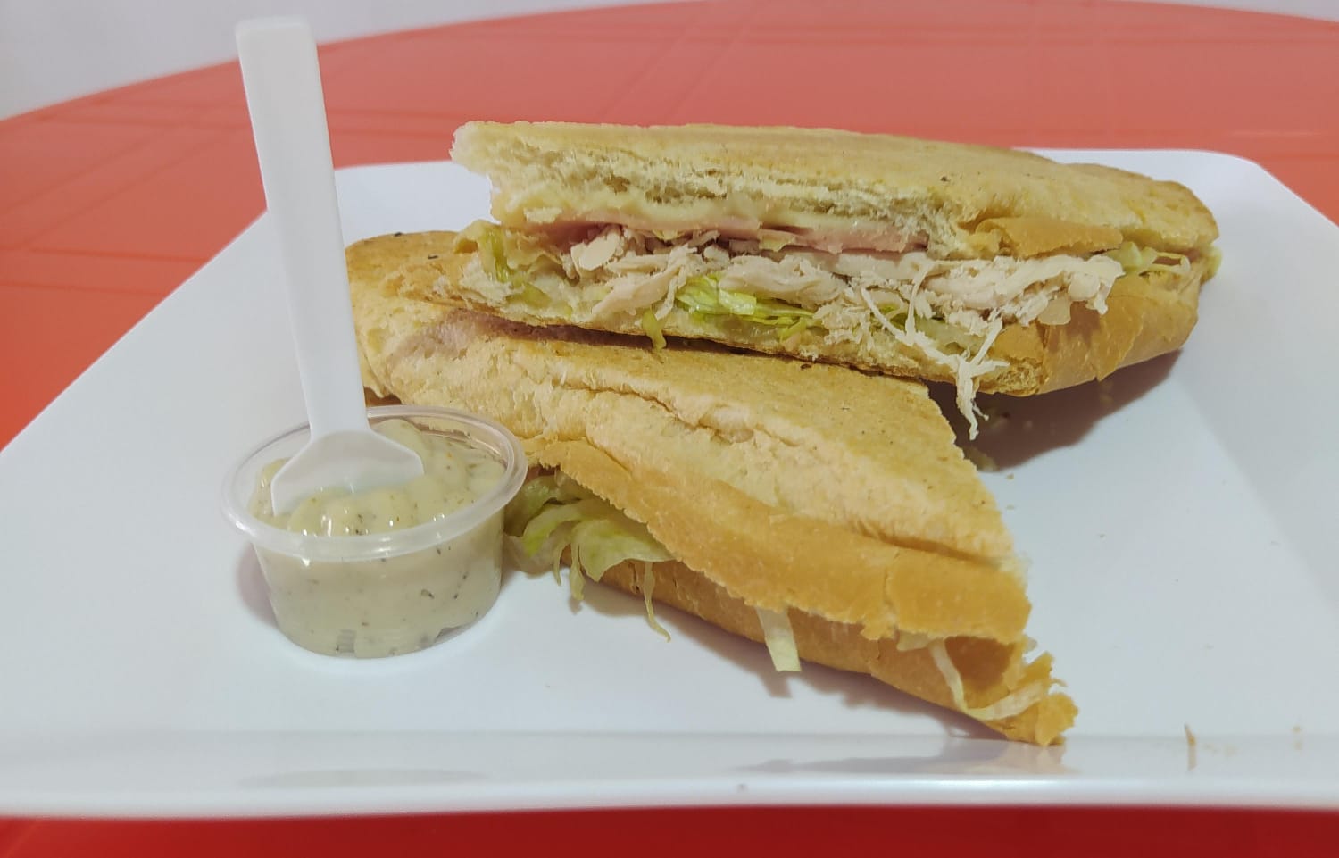 Sándwich de Pollo en Promo