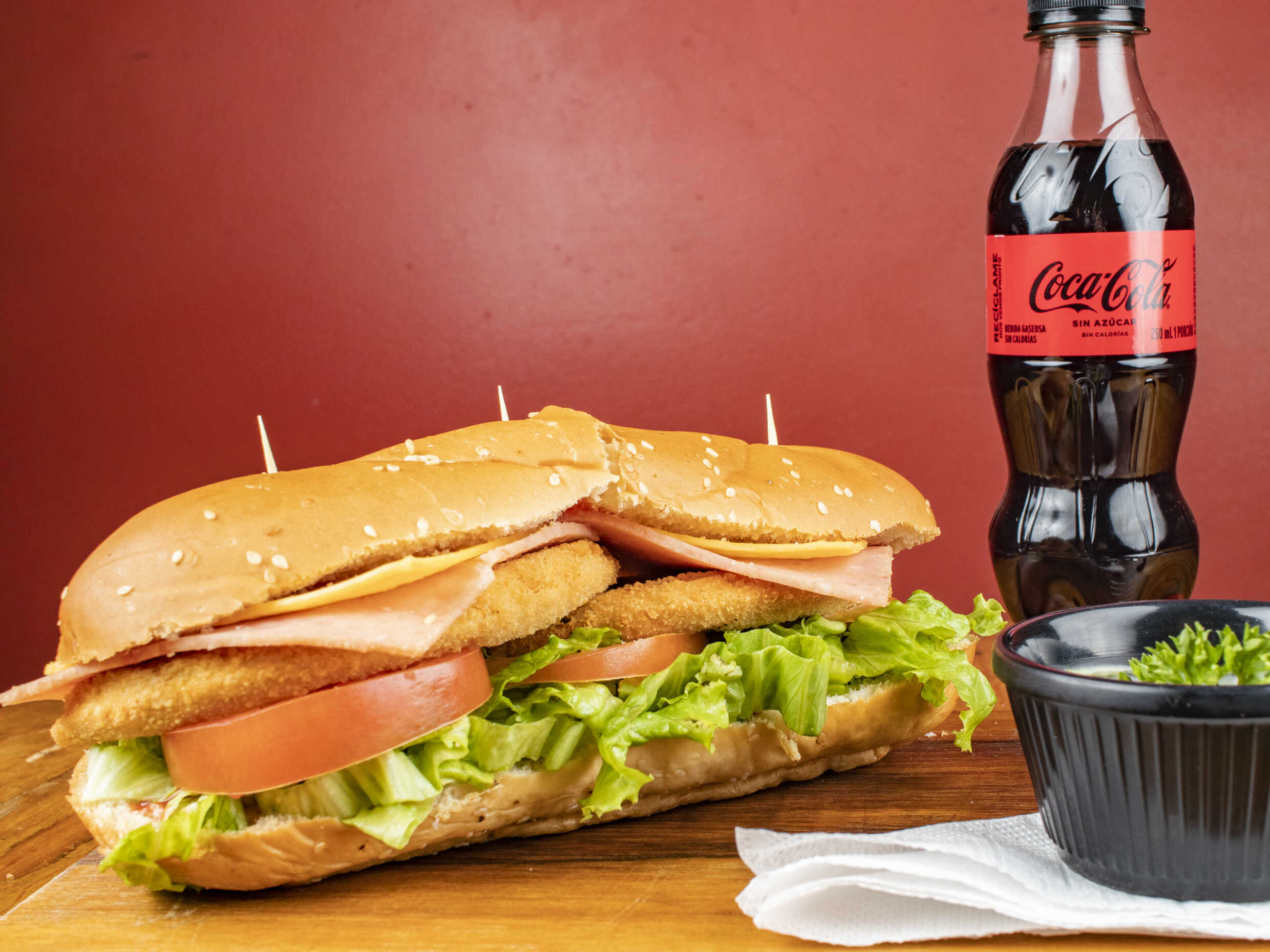 Sándwich de Pollo 15 Cm + Bebida Personal