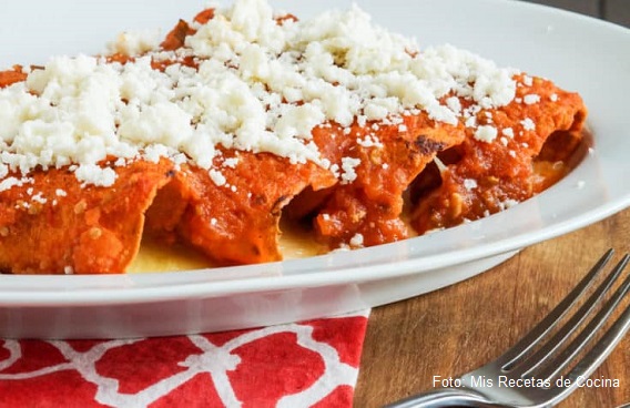 Enchiladas Rojas