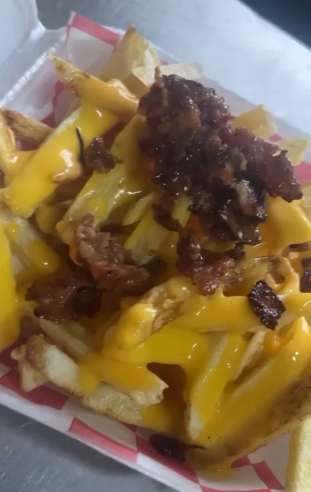 Orden de Papas con Tocino
