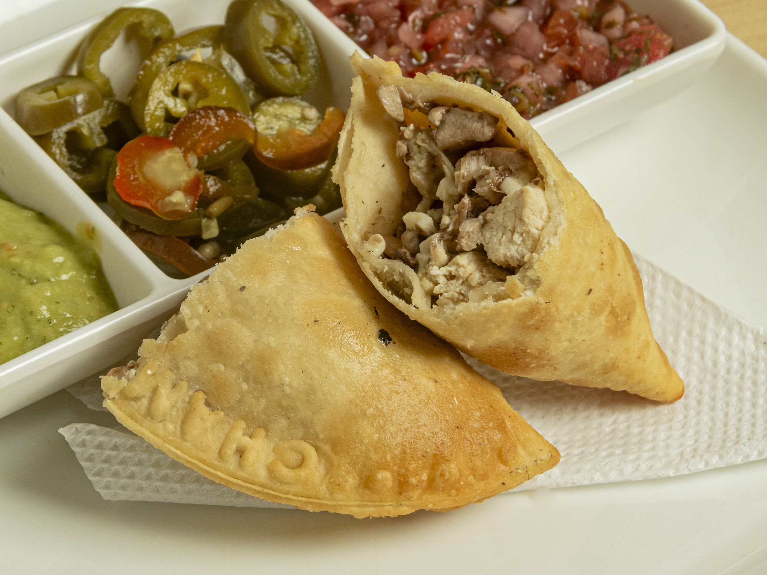 Empanada de Pollo Champiñón