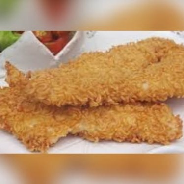 Delicie-se com nosso Filé de Linguado Crocante, uma criação do renomado Chef Barros. Este prato é cuidadosamente preparado com farinha Panko, conferindo uma textura crocante irresistível ao peixe. O linguado, de sabor suave e delicioso, ganha uma camada extra de sabor e crocância, proporcionando uma experiência gastronômica única. Uma refeição digna de um chef, perfeita para quem aprecia a alta gastronomia. Venha e permita-se encantar por esse prato!