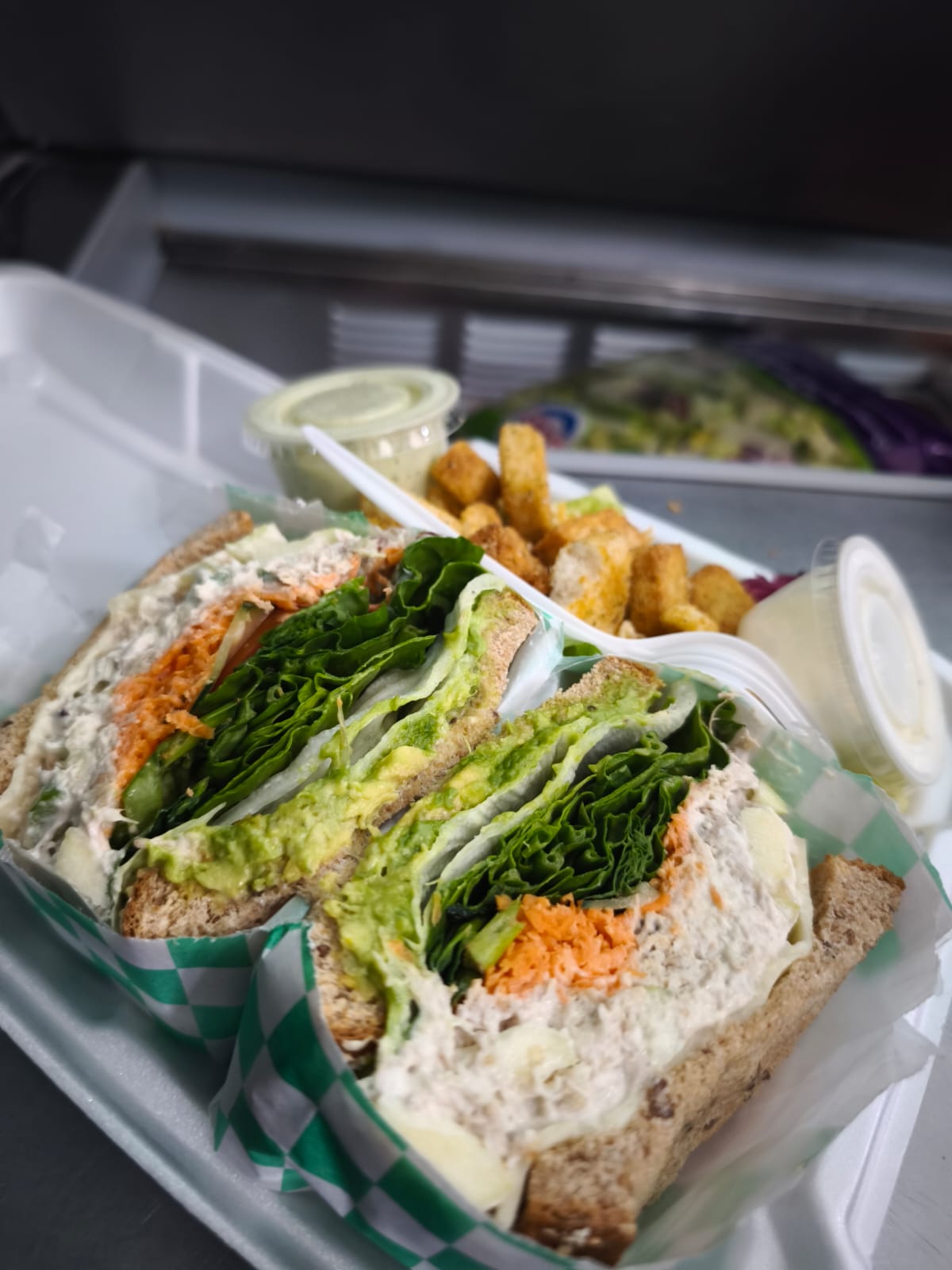 Sándwich Pollito Salad