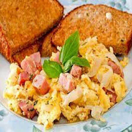 Huevos revueltos con Jamon