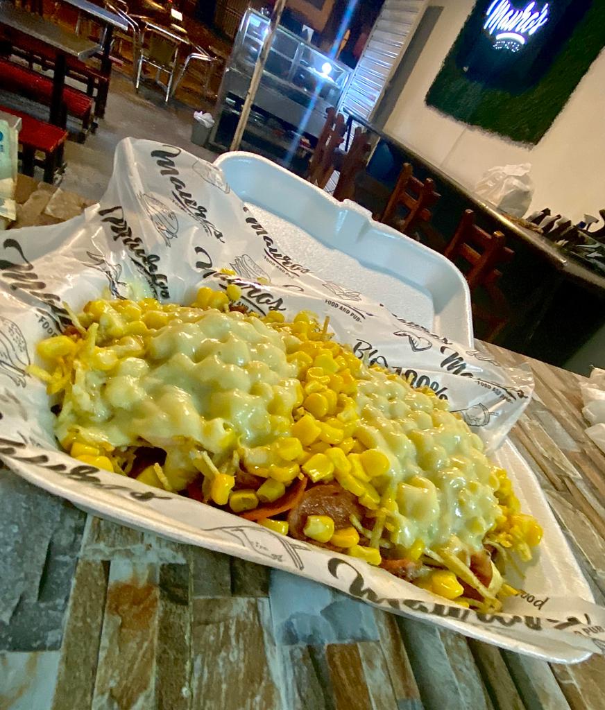 Salchi Maíz y Queso 2 Personas