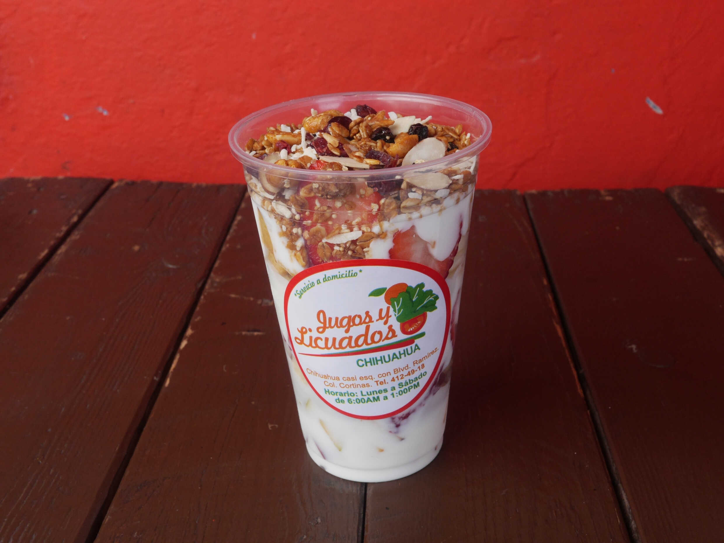 Coctel de Frutas con Yogurt