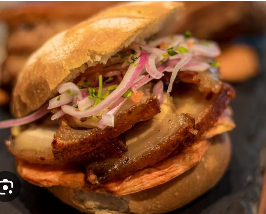 Sándwich a Lo Peruano de Panceta