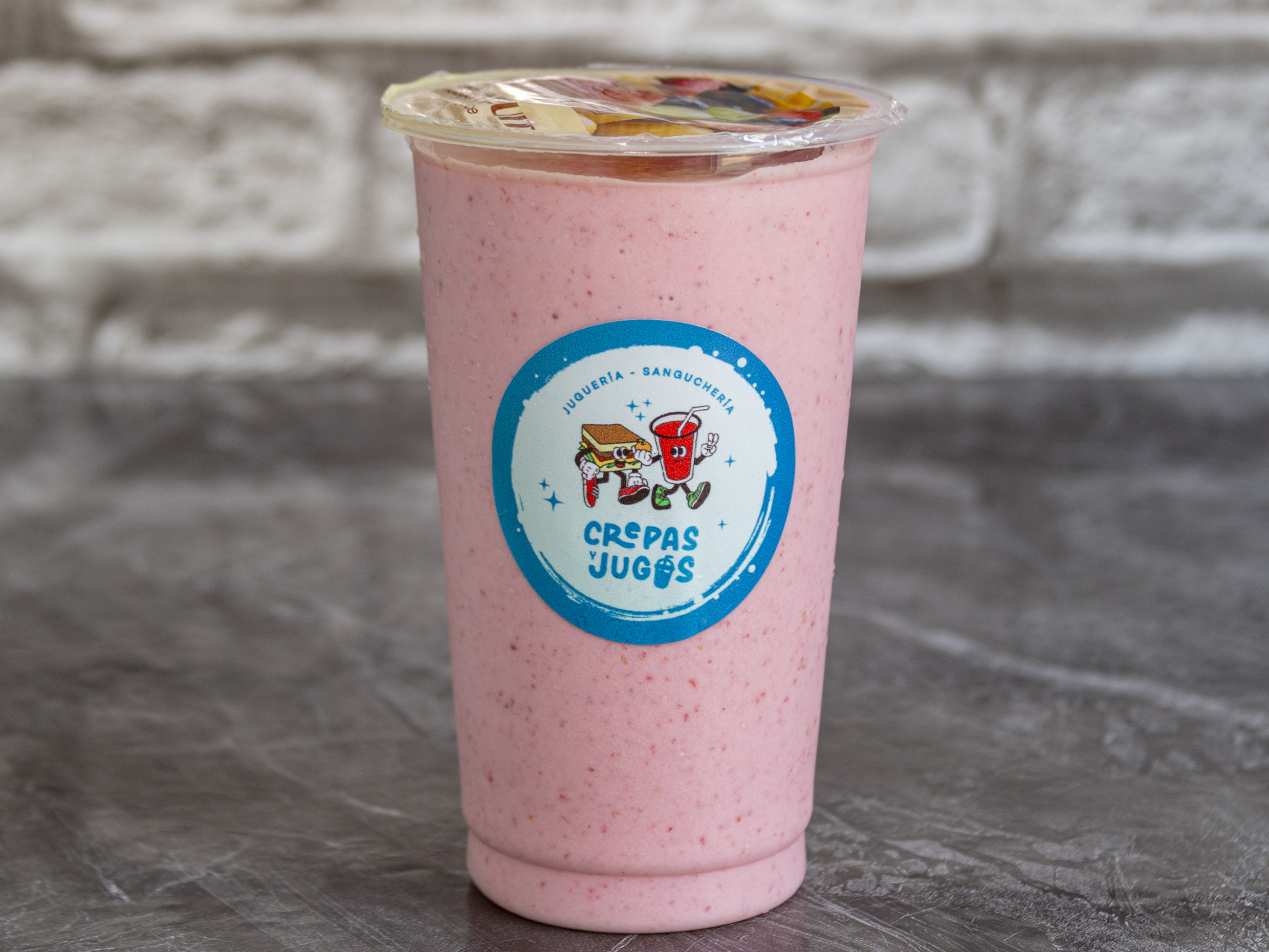 Jugo de Fresa y Leche 21 oz