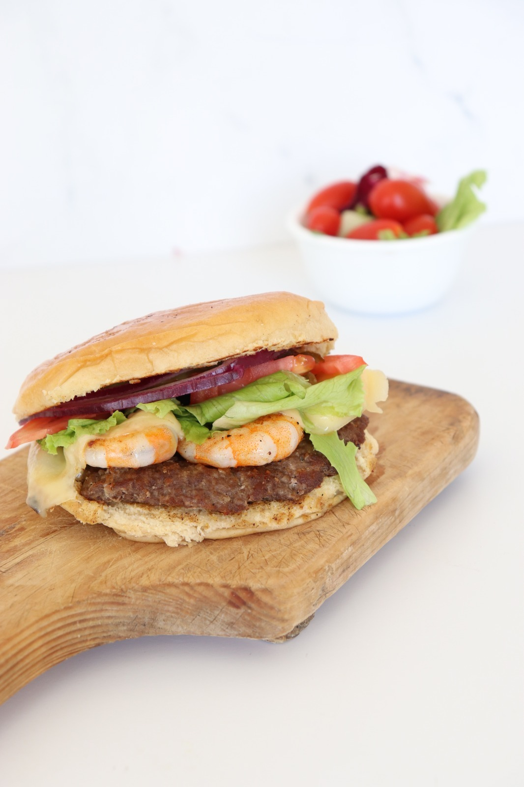 Hamburguesa Mar y Tierra con Papas