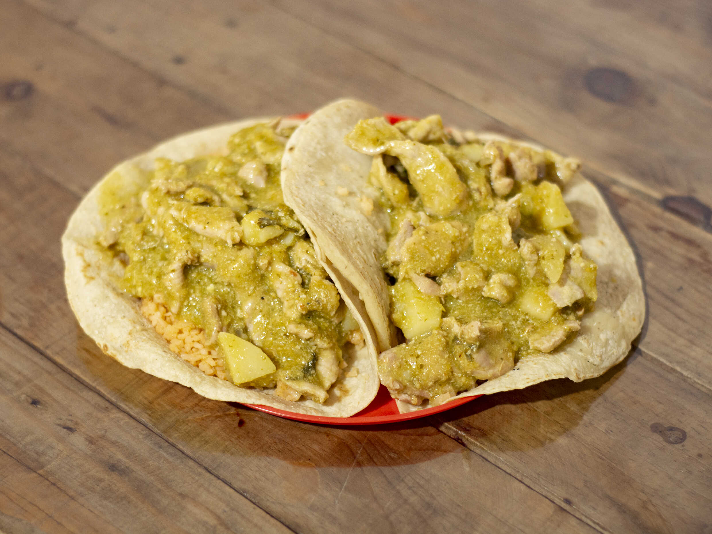 TACO COMPLETO DE BISTEC EN SALSA VERDE