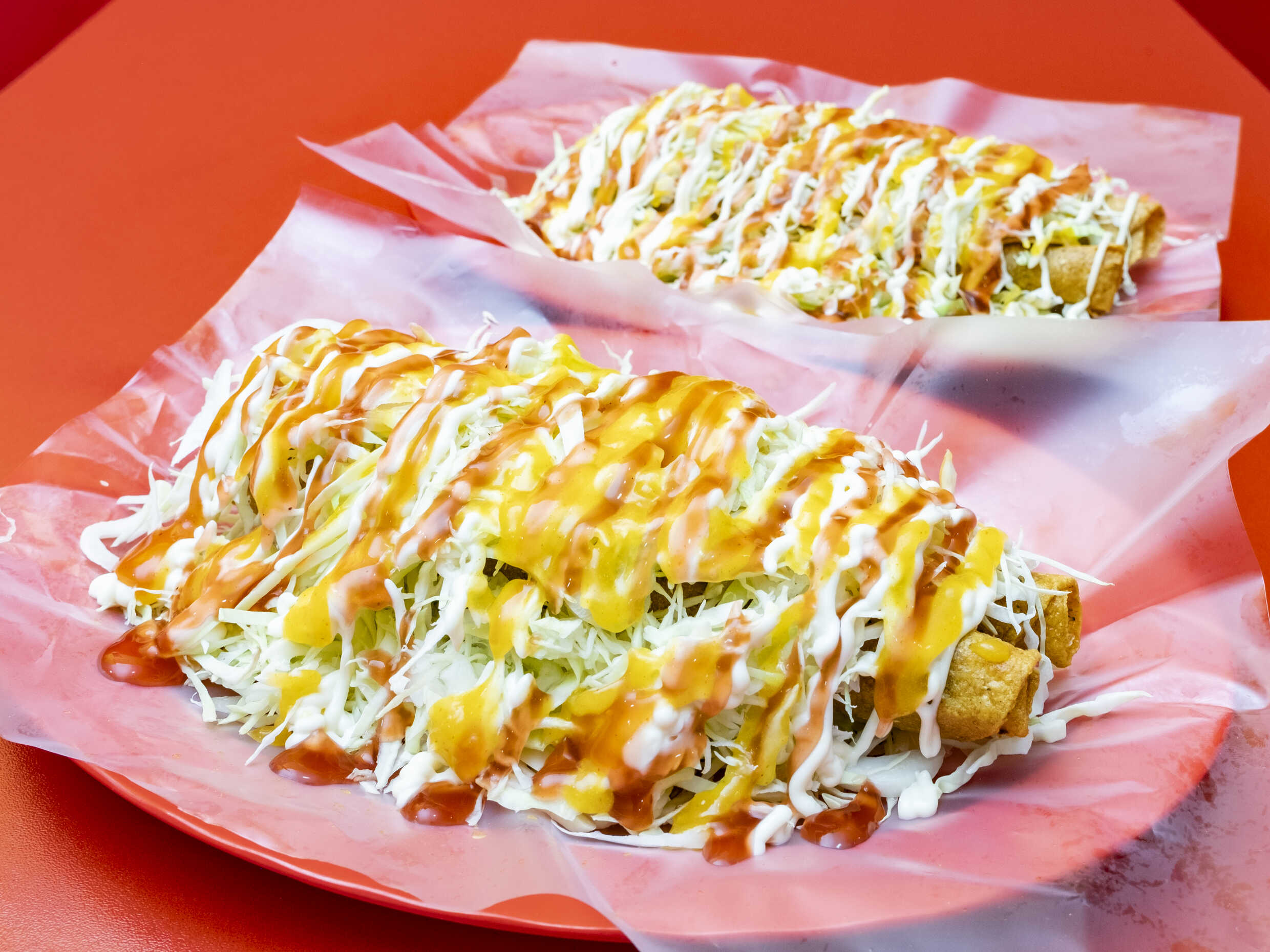 2 Tacos de carne + Repollo + 1 regalia papa pequeñ