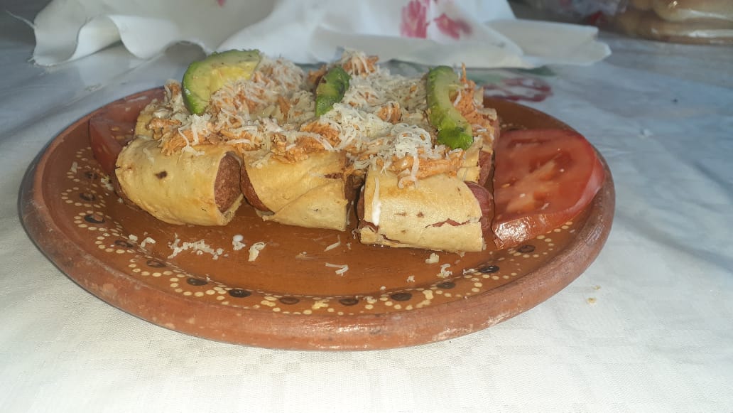 Salchitacos