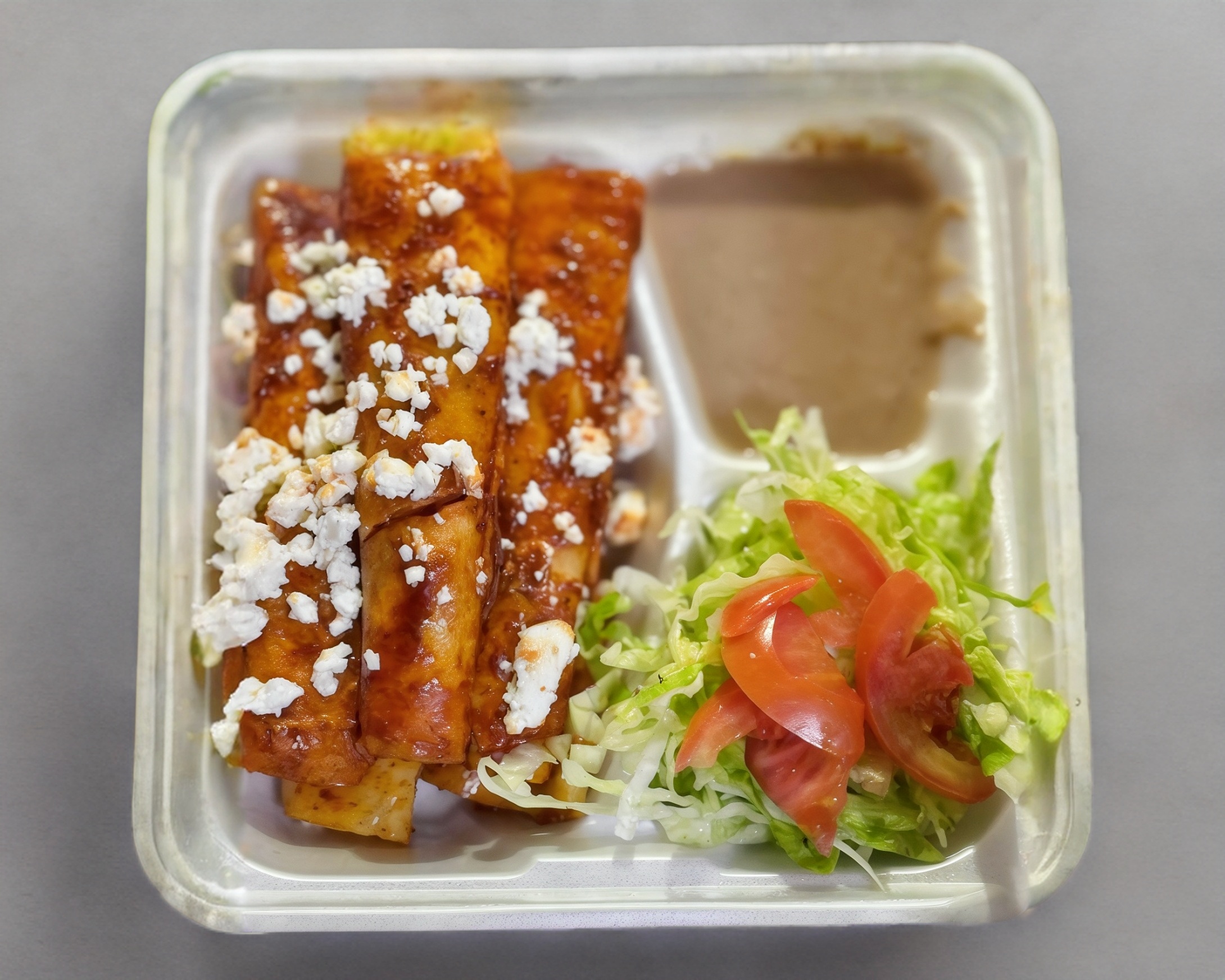 ENCHILADAS DE CARNE DESHEBRADA