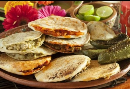 Combo 3 Gorditas Grandes 1 Refresco