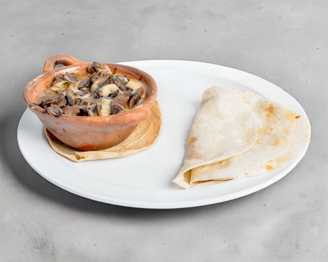 CAZUELA CON CHAMPIÑONES (1)PZA 150grs