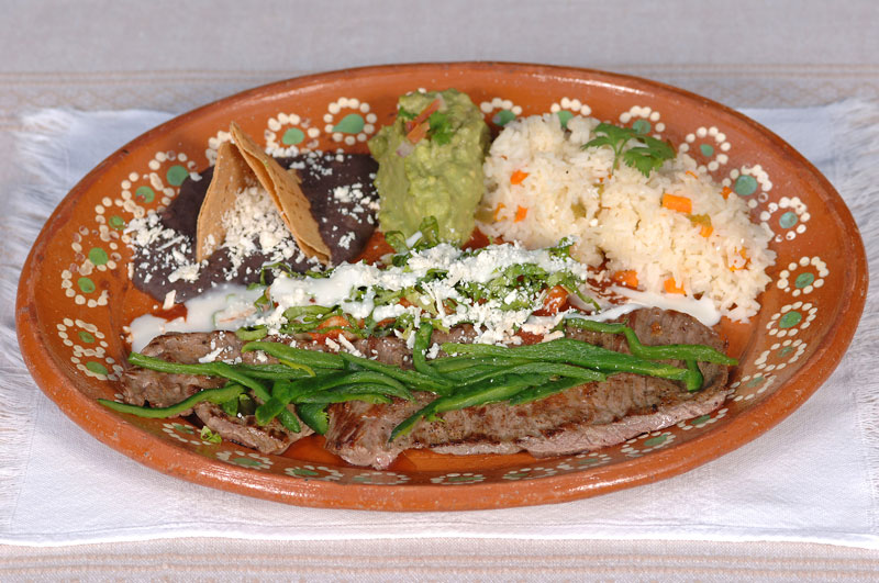 Crema de Champiñones + Tampiqueña