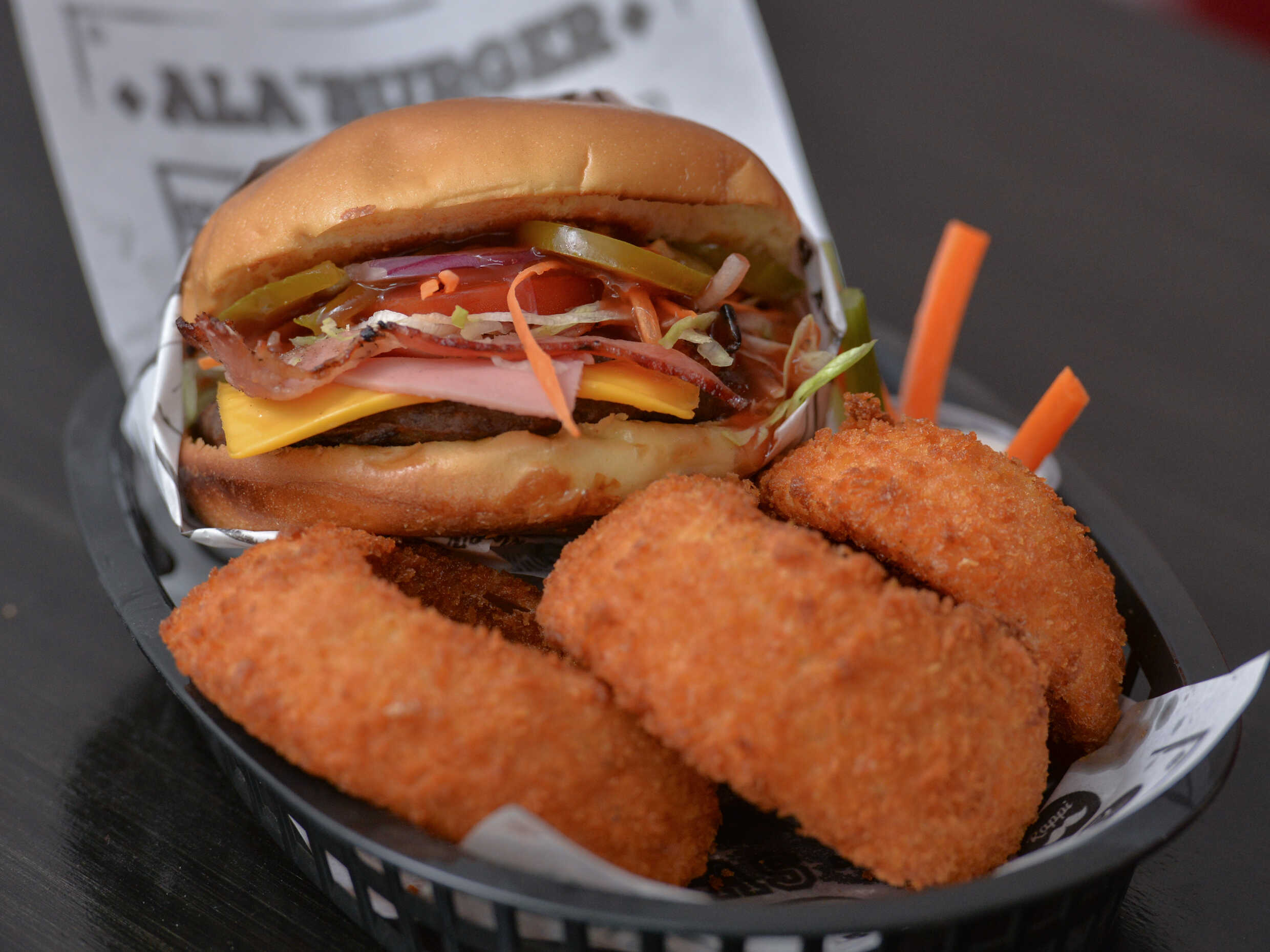 Combo burguer con Aros y Refresco