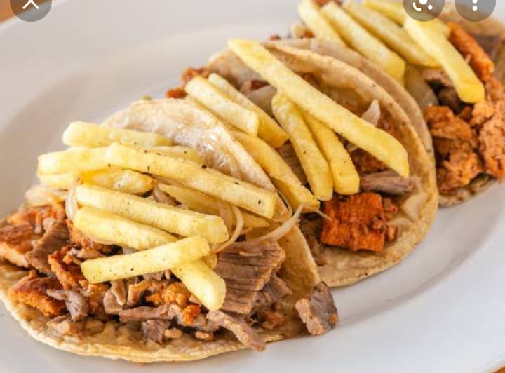 Orden de 3 Tacos de Bistec con Papas