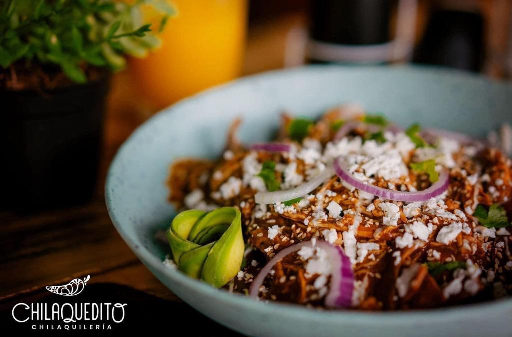 Chilaquiles mixtos