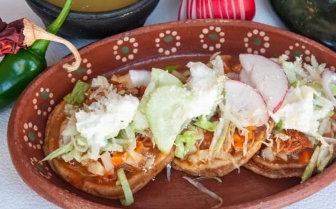 Orden de Gorditas + Agua de 1/2