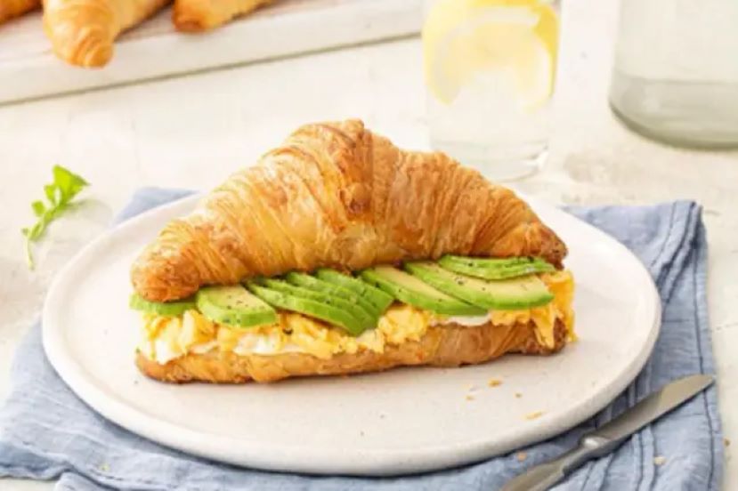Croissant Pollo y Palta