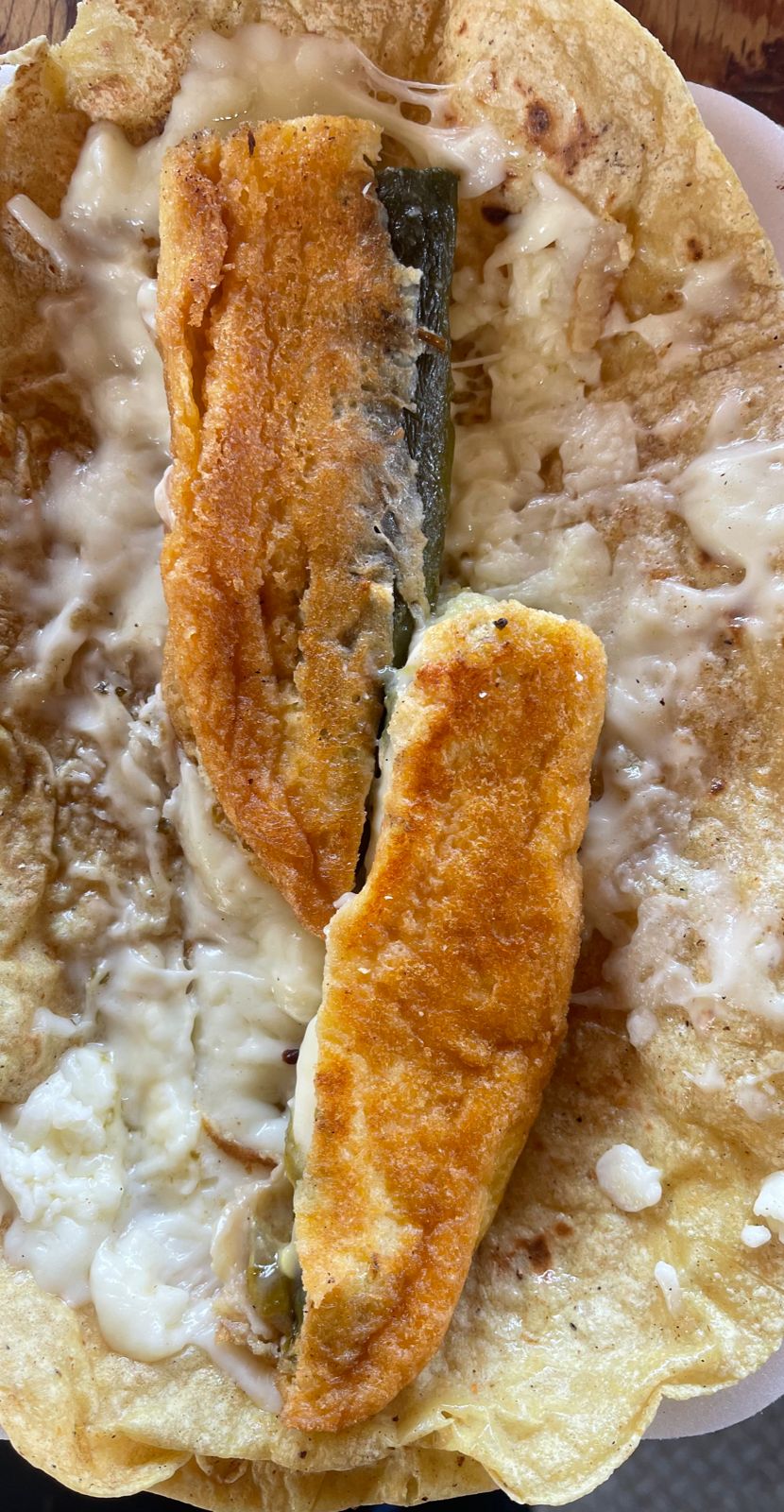 Quesadilla de Chile Relleno de Queso