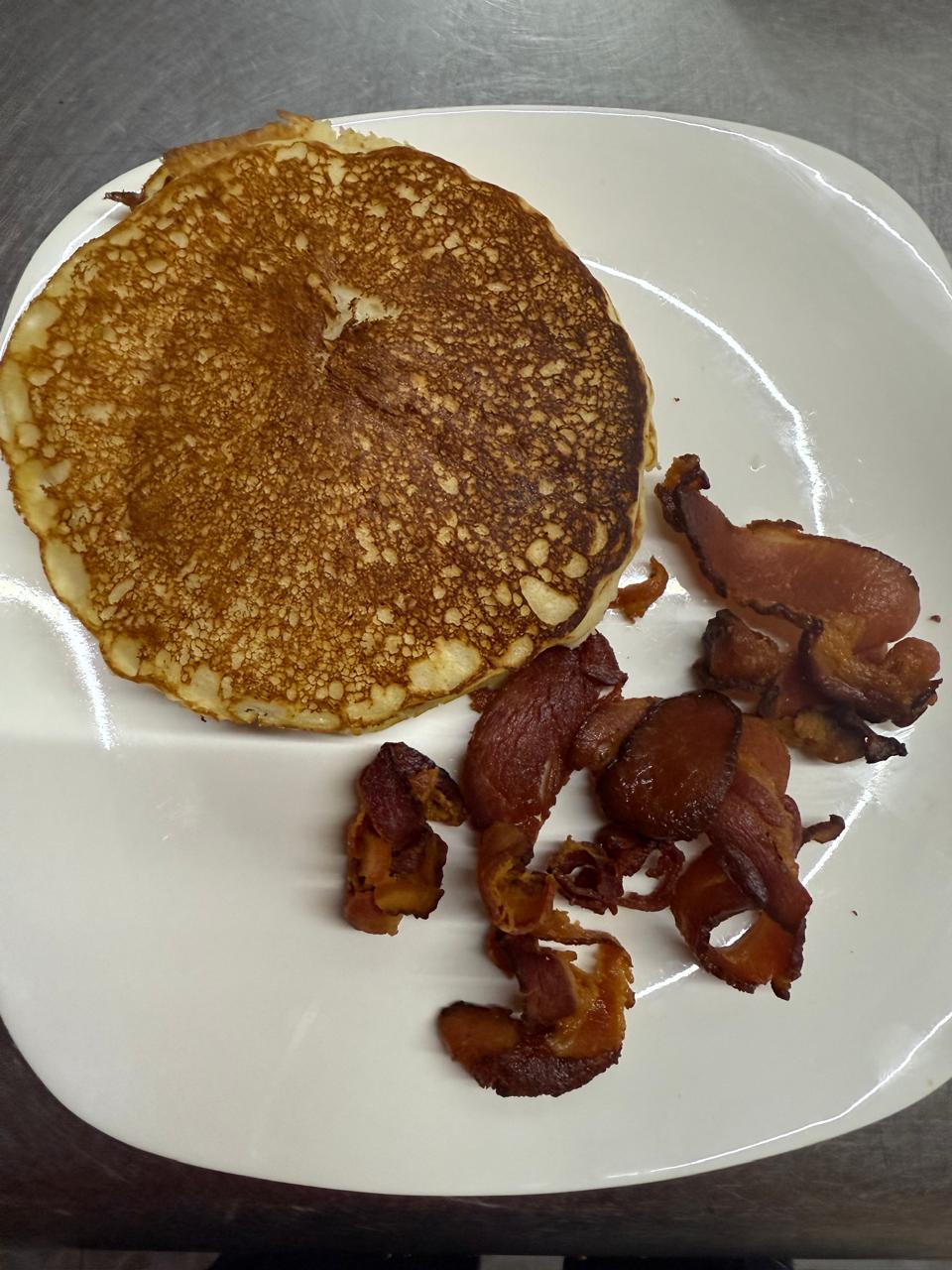Hot Cakes Sencillos C/ Tocino