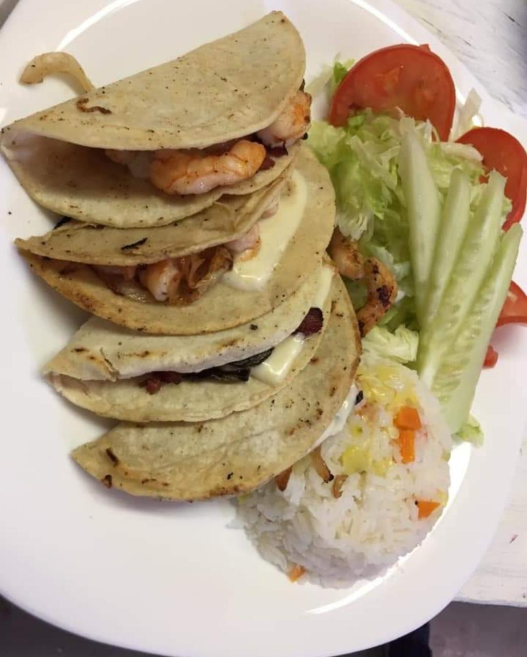QUESADILLAS DE CAMARON