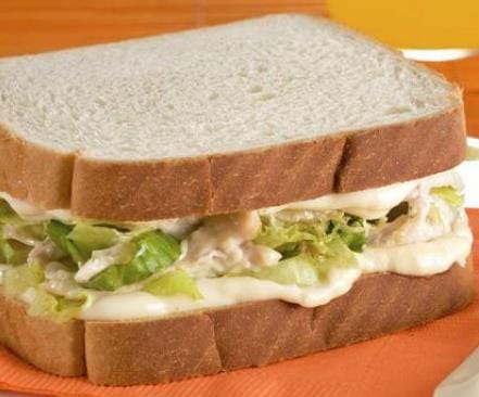 Sandwich de pollo Junior