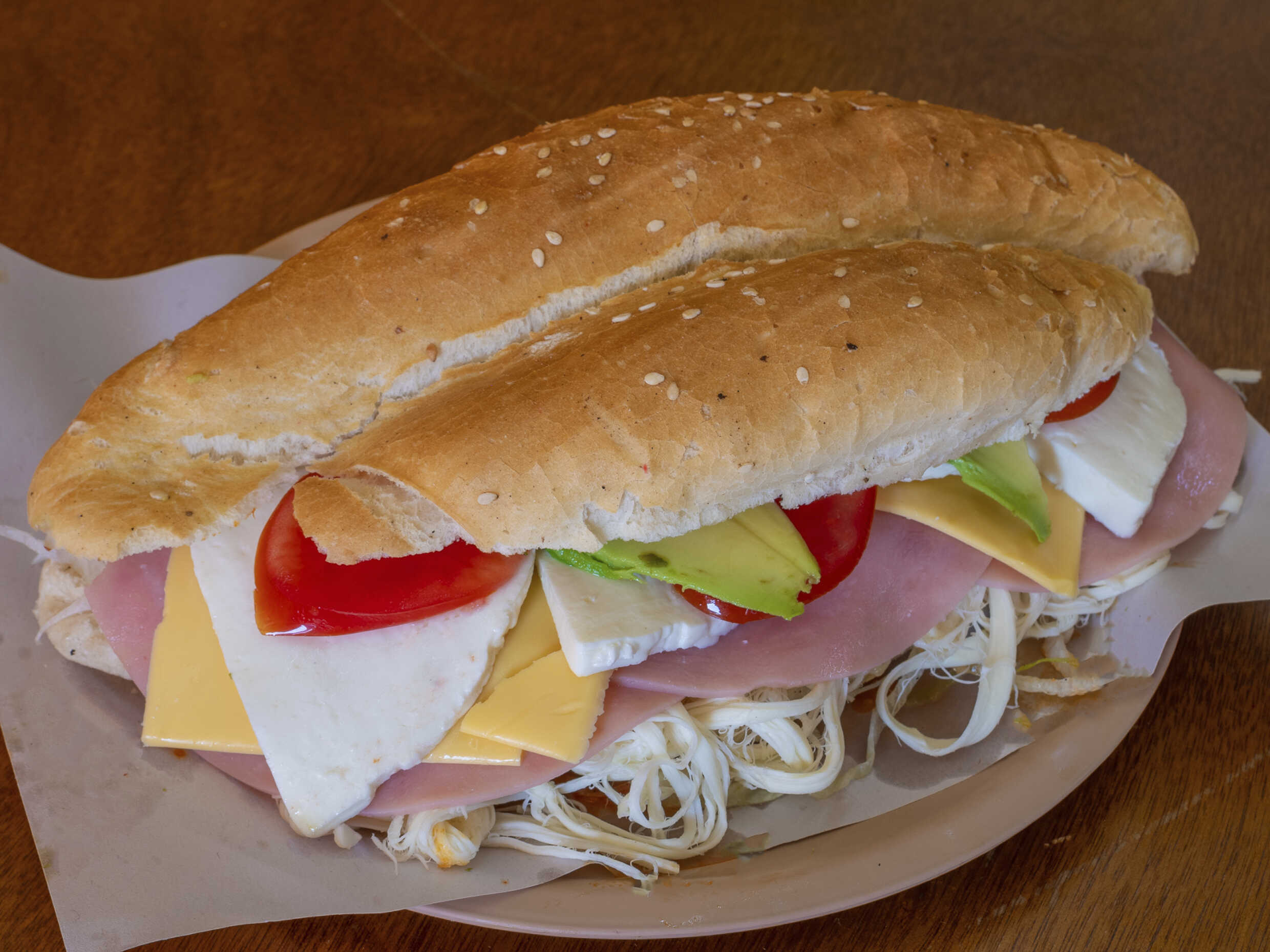 TORTA DE TRES QUESOS