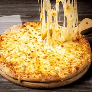 Pala Pizza on X: ¡Pala Familia, un combo pa´ compartir! ▫ Pizzotta de un  ingrediente (16 pedazos) ▫ Brownie de dulce de leche ▫ Coca-Cola de 1.25 L  Por tan solo RD$